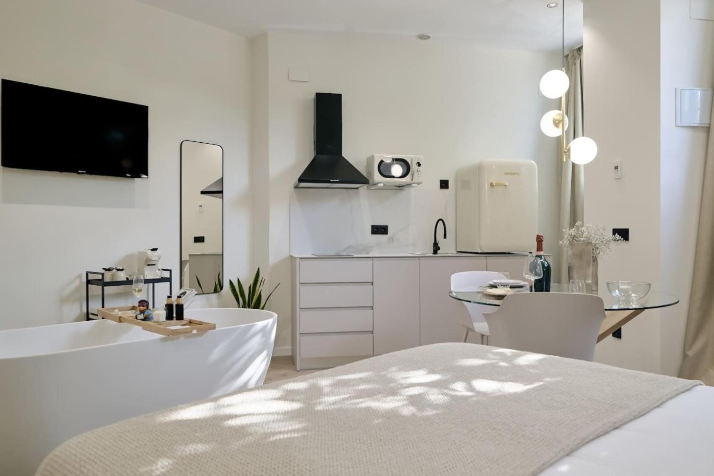 Romantic Apartment N1 Oceanografico Virkin Suites บาเลนเซีย ภายนอก รูปภาพ